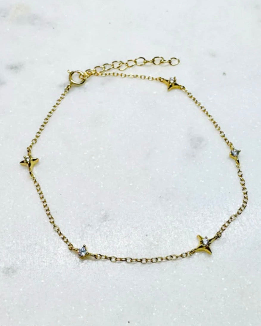 Dainty Star Bracelet